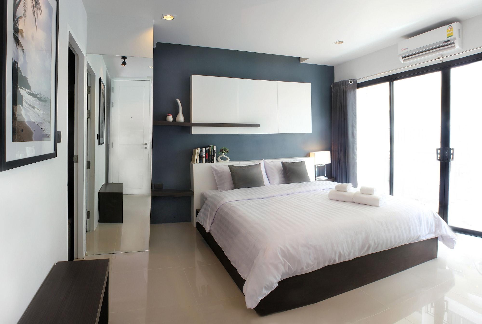 The Artist House Hotel Patong Bagian luar foto