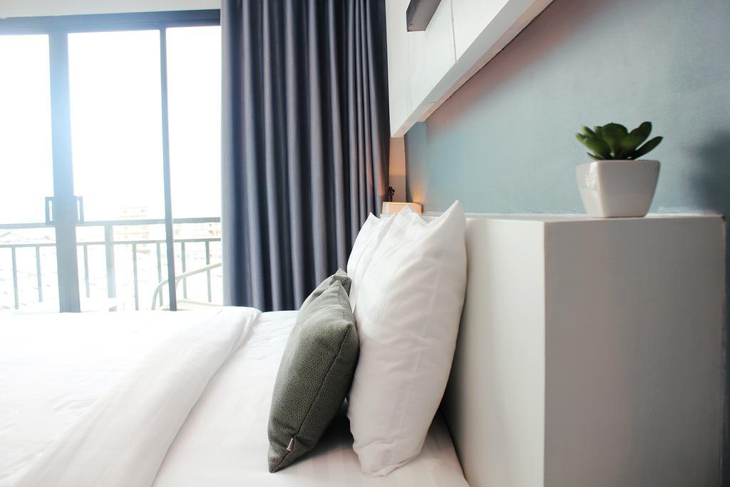 The Artist House Hotel Patong Bagian luar foto